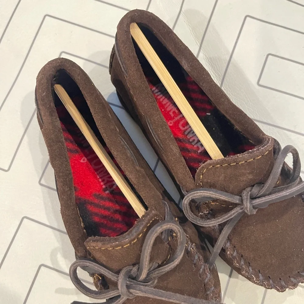 New Minnetonka Chocolate Brown Moccasins